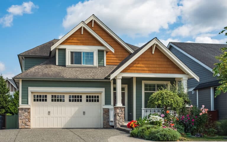 A beautiful home with a well-manicured lawn